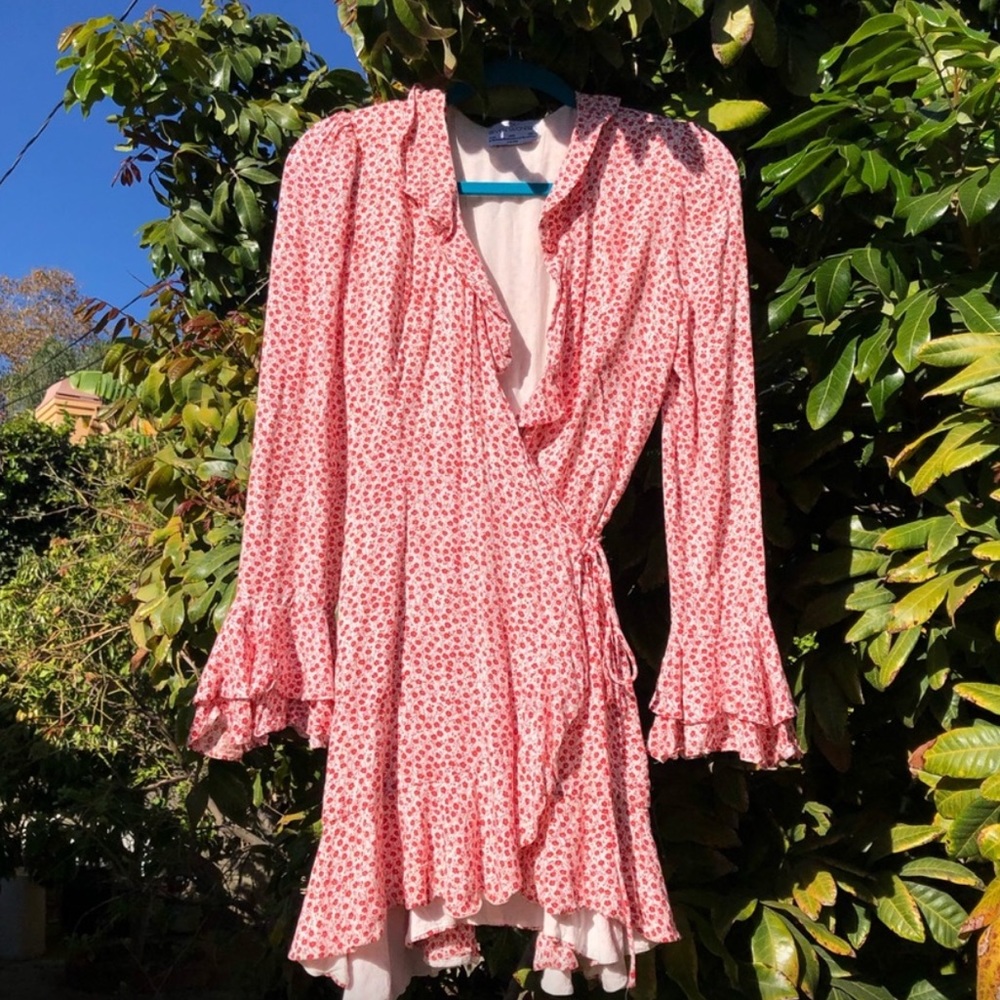 Seven Wonders Australia ivory red floral ruffle wrap mini dress